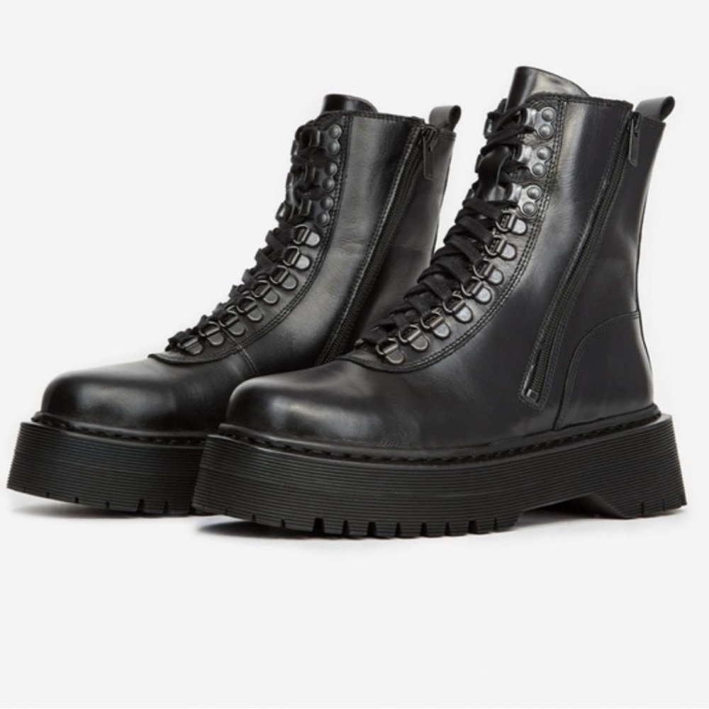 The Kooples Lace-up leather flat black boots
